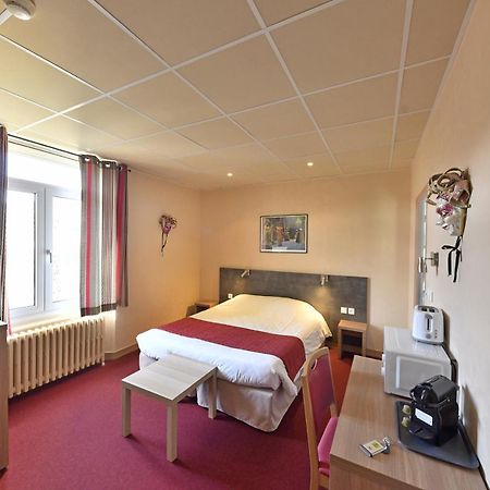Hostellerie Du Cantal Murat  Exterior photo