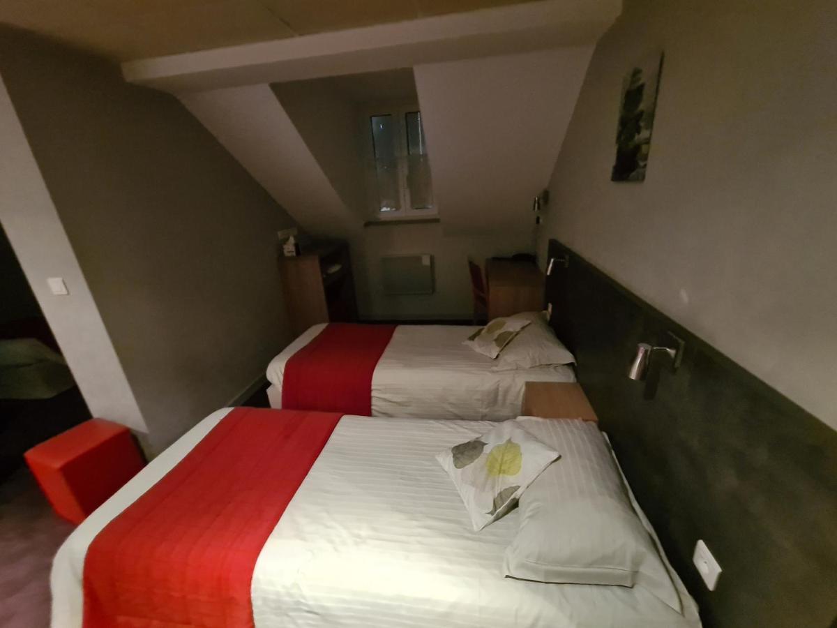 Hostellerie Du Cantal Murat  Exterior photo