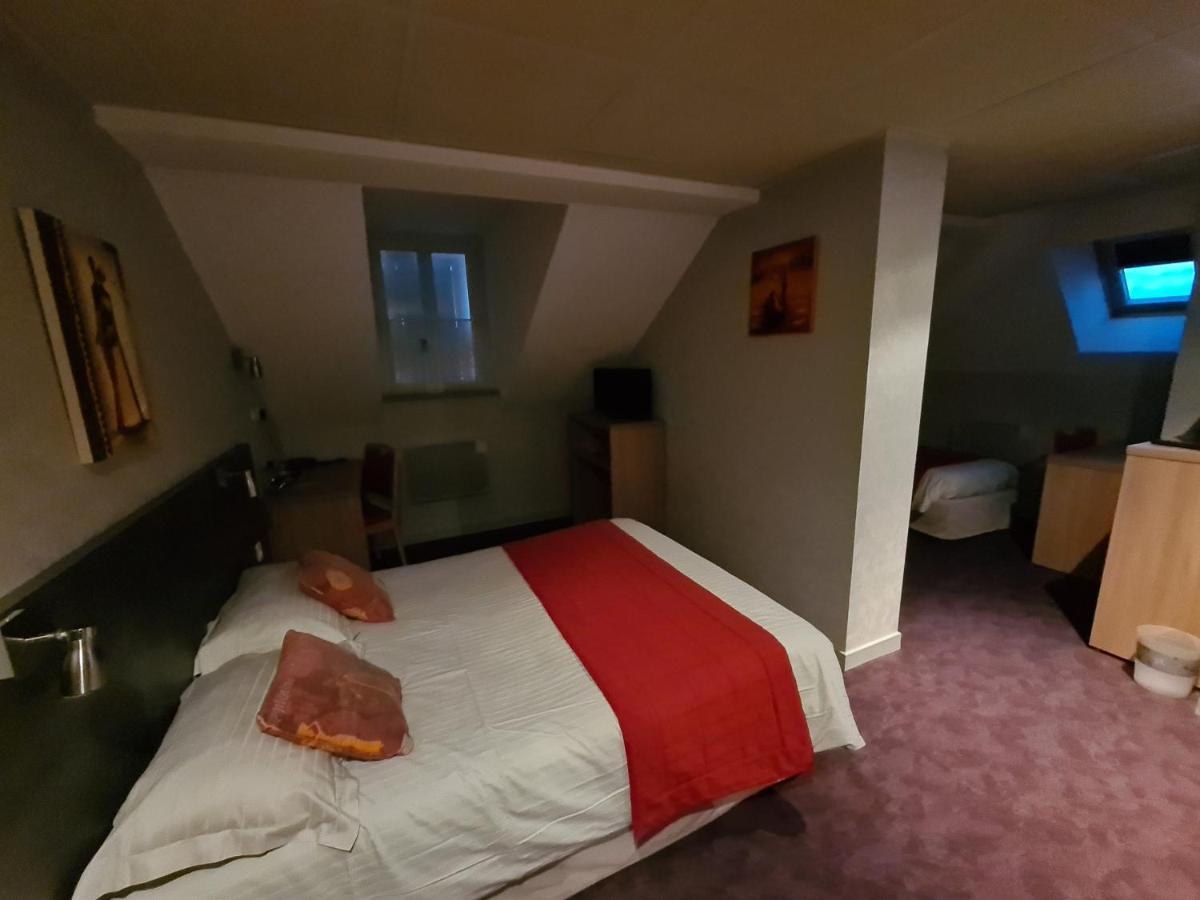 Hostellerie Du Cantal Murat  Exterior photo
